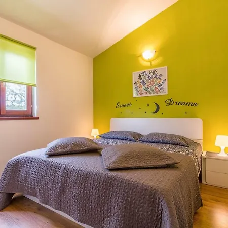 Tedi 4* Galižana